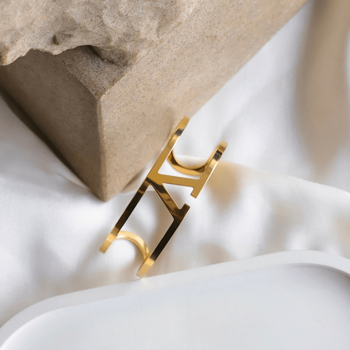 Adjustable Metallica Bangle