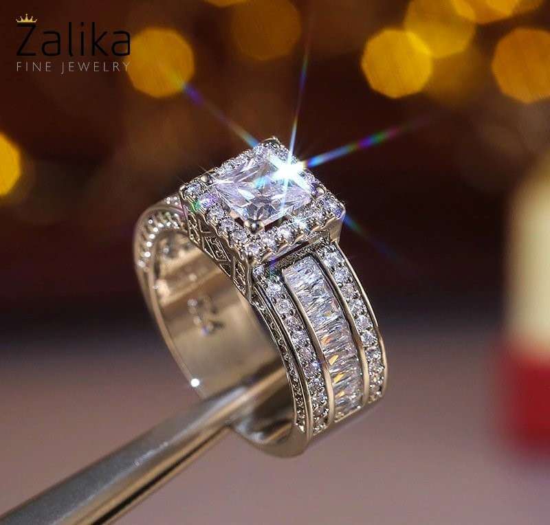 Diamond Imitate Luxury Silver Wedding Ring