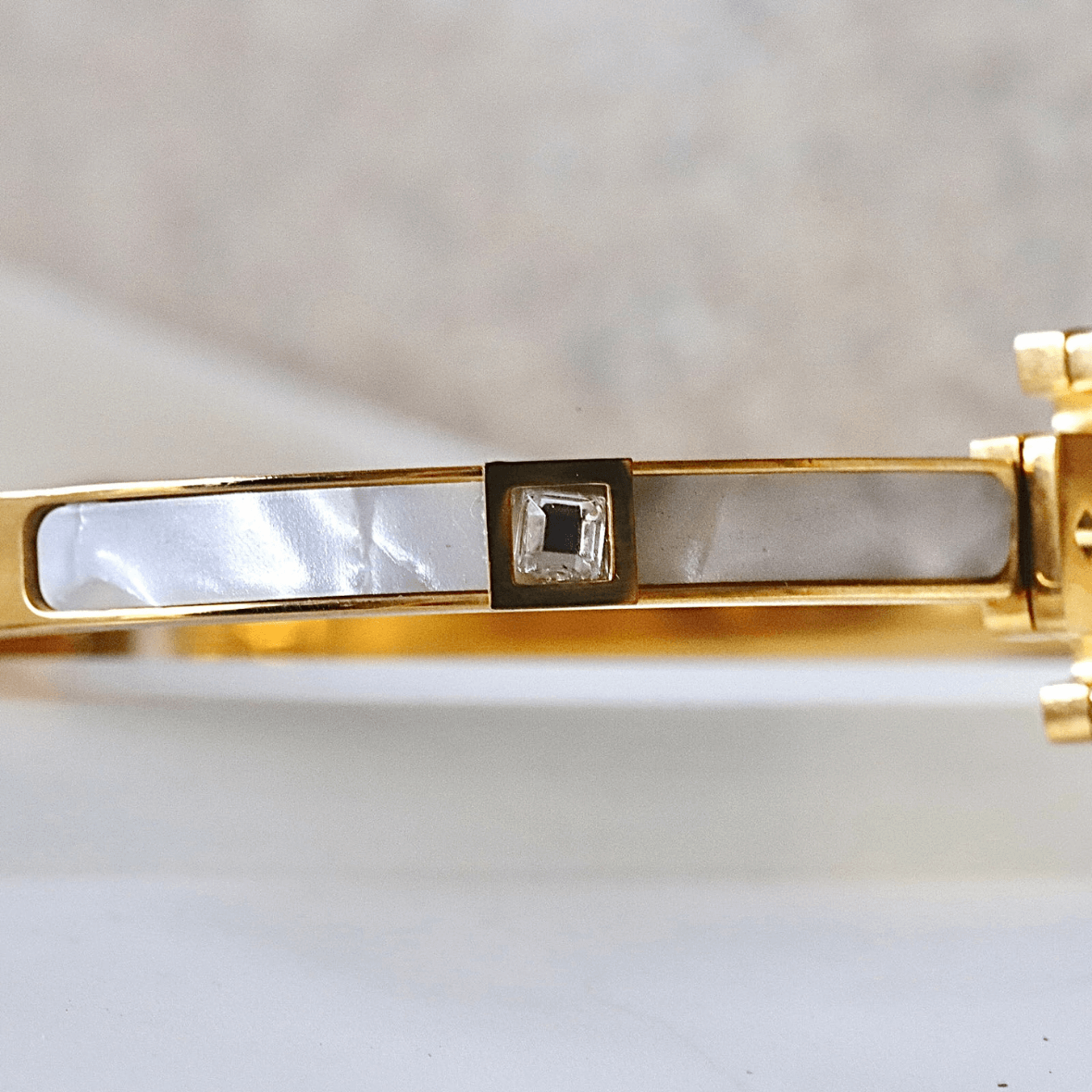 Luxury Clover Chunky Bangle