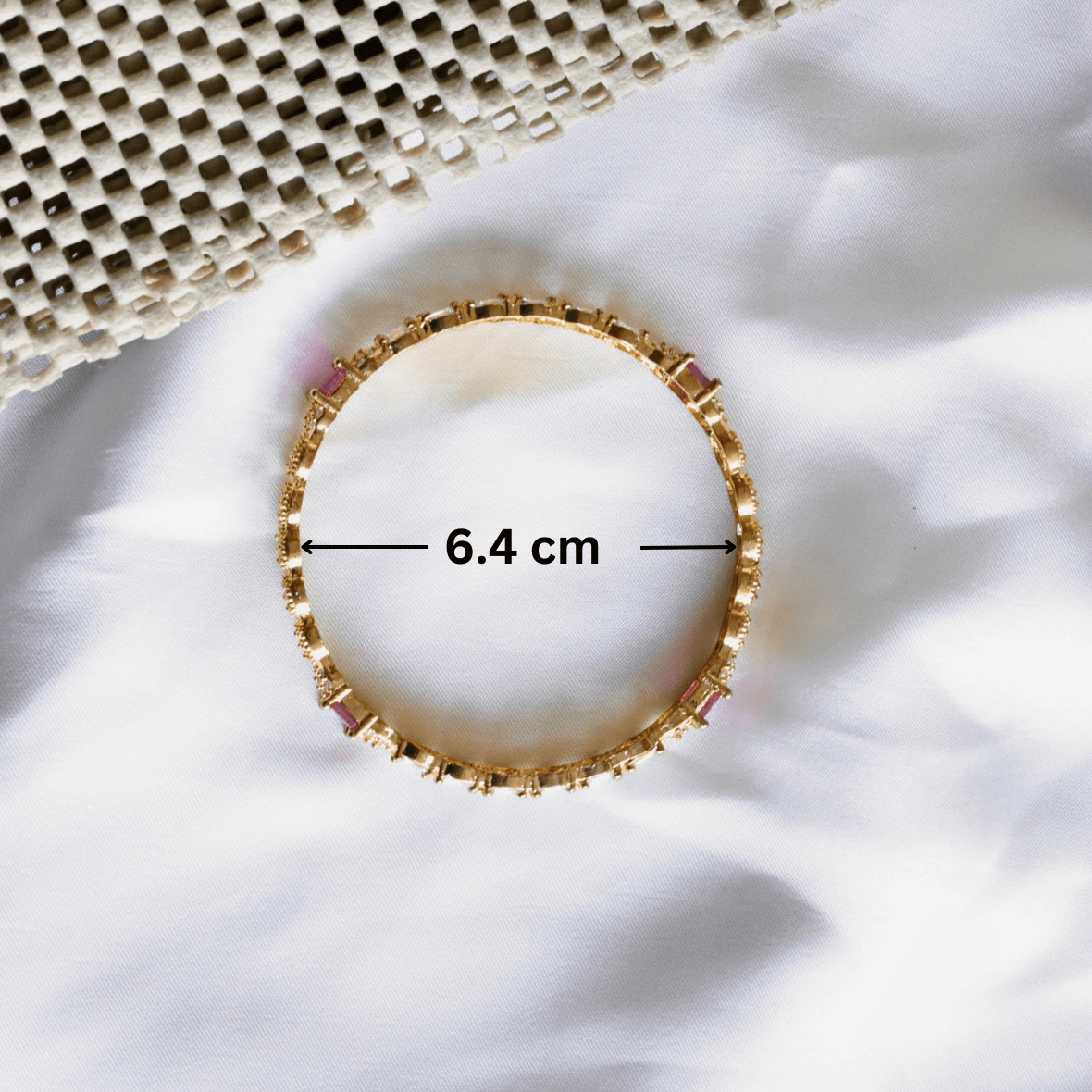 Palakka 18k Gold Plated Bangle