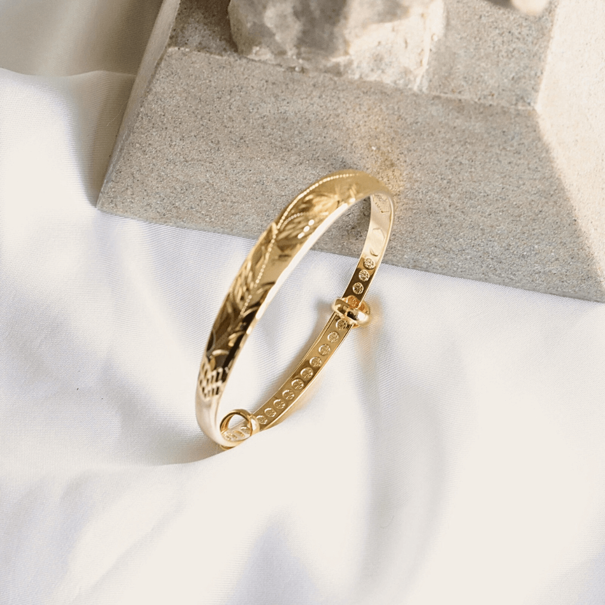 Engrave Vine Gold Plated Bangle