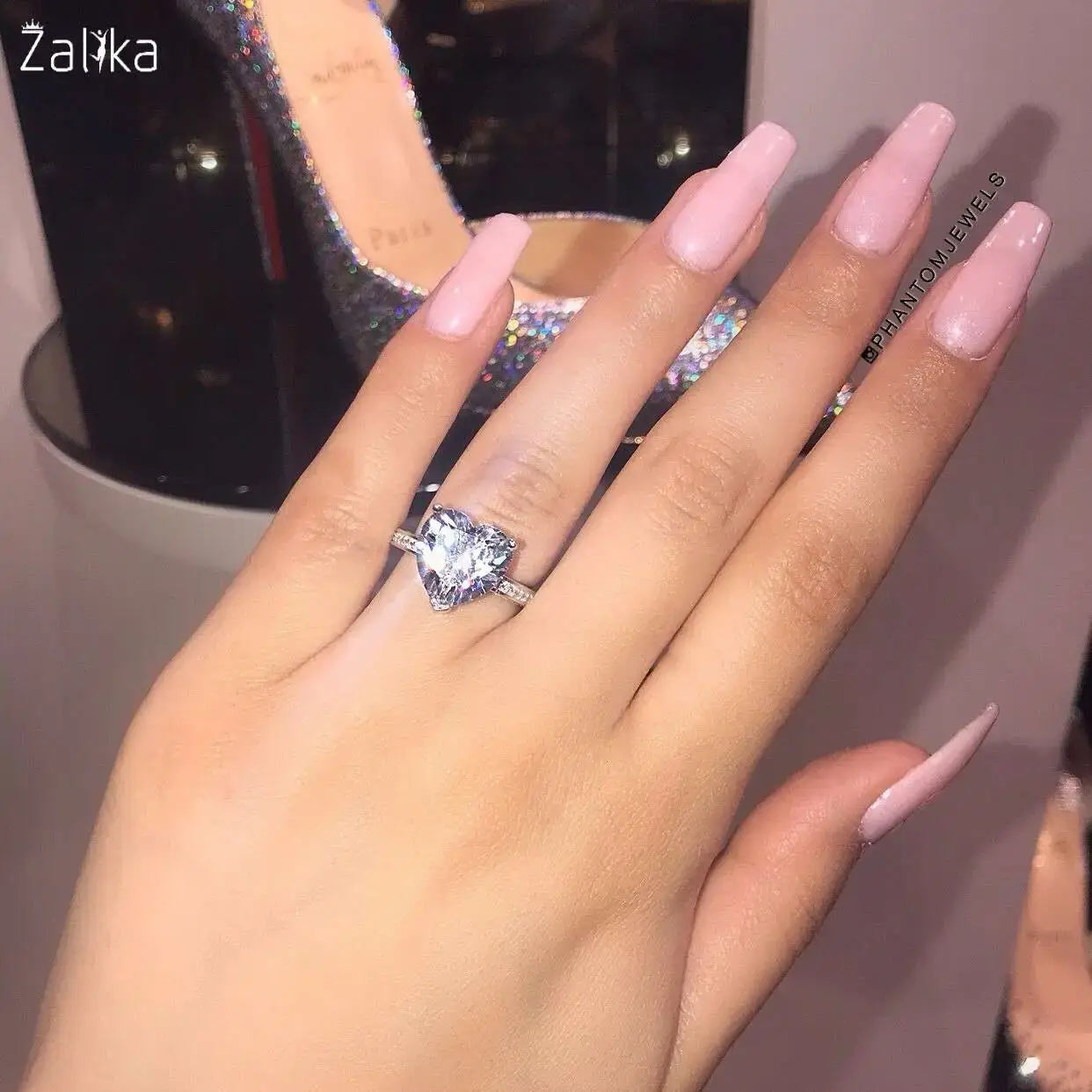 Classic Woman Charm Fashion Heart Ring