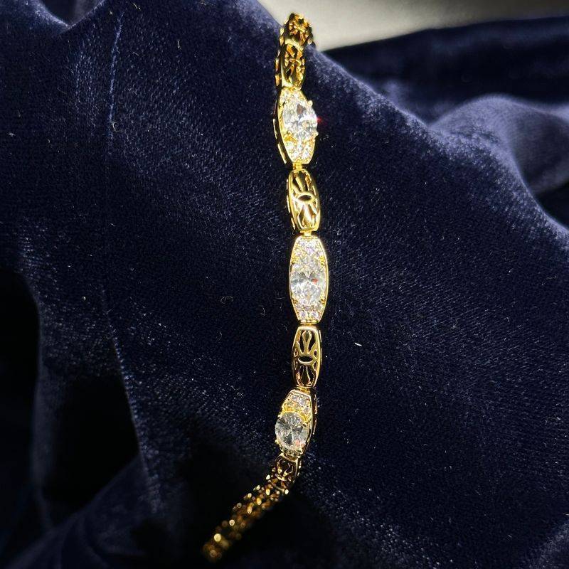 Elsa 18k Gold Plated Bracelet