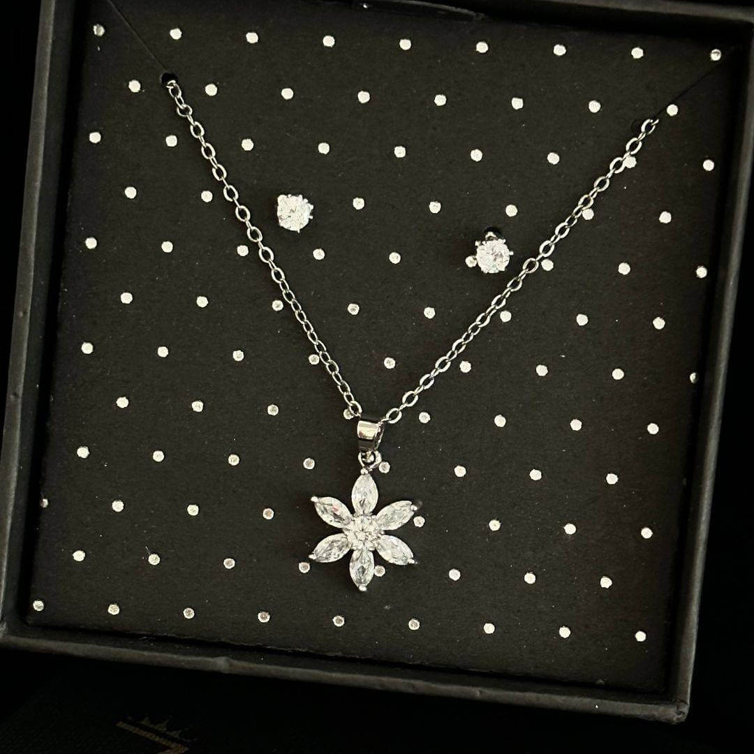 Flower Shape Jewelry Set