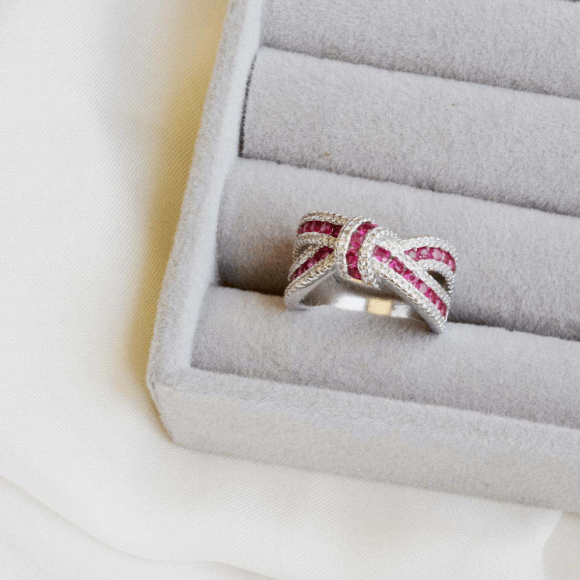 Bowknot Design Ruby Ring