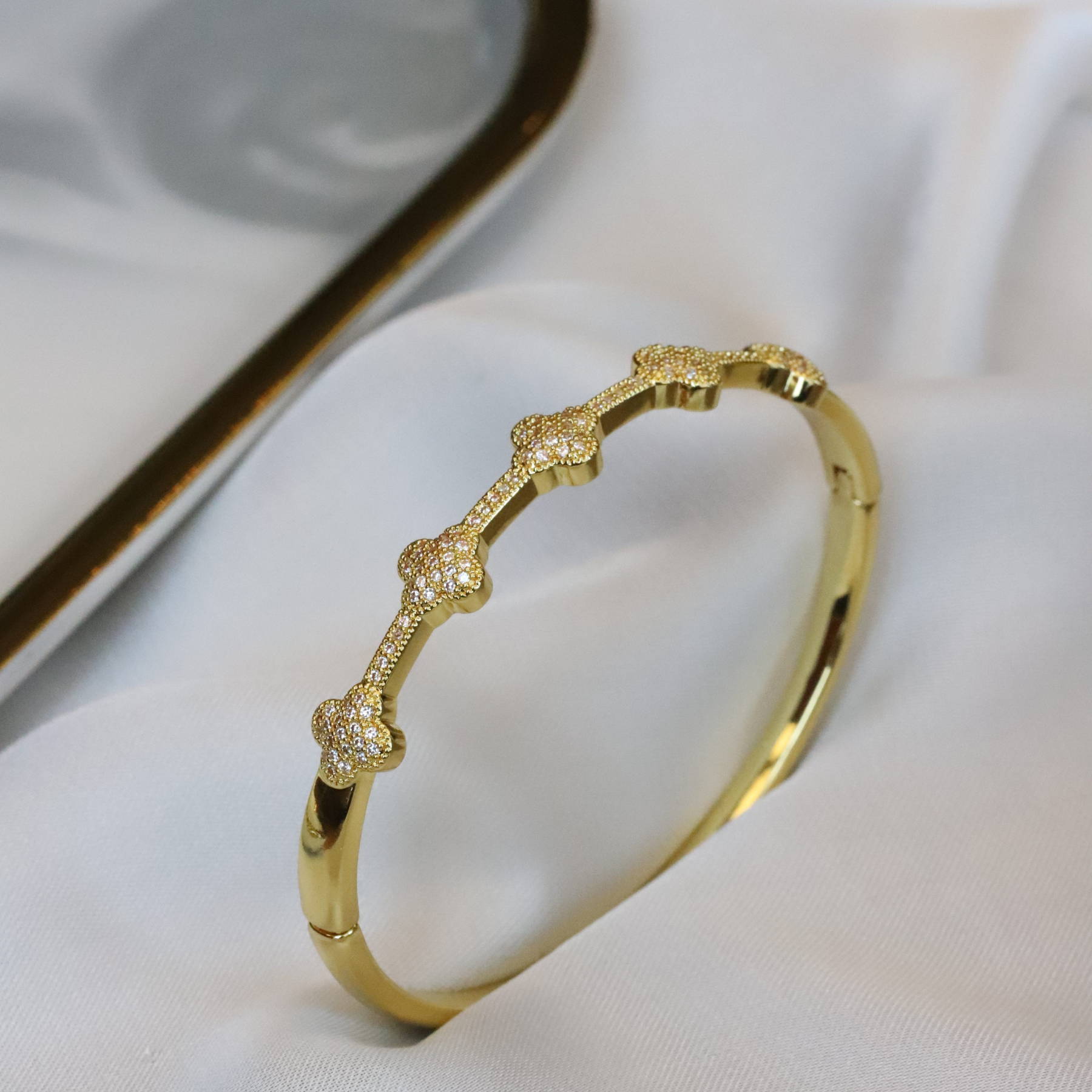 Aurelia Blossom Bangle