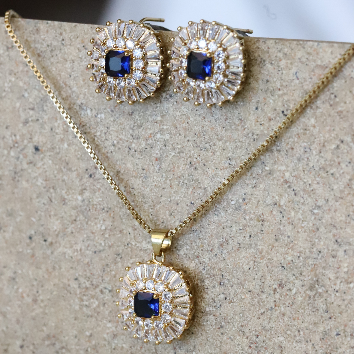 Chic Celestial Diamond Set