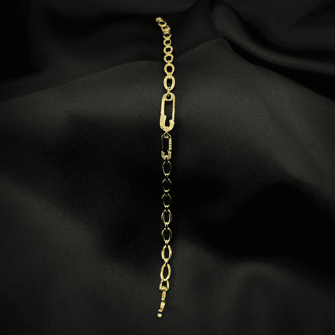 18k Gold Plated Safety Pin Link Bracelet