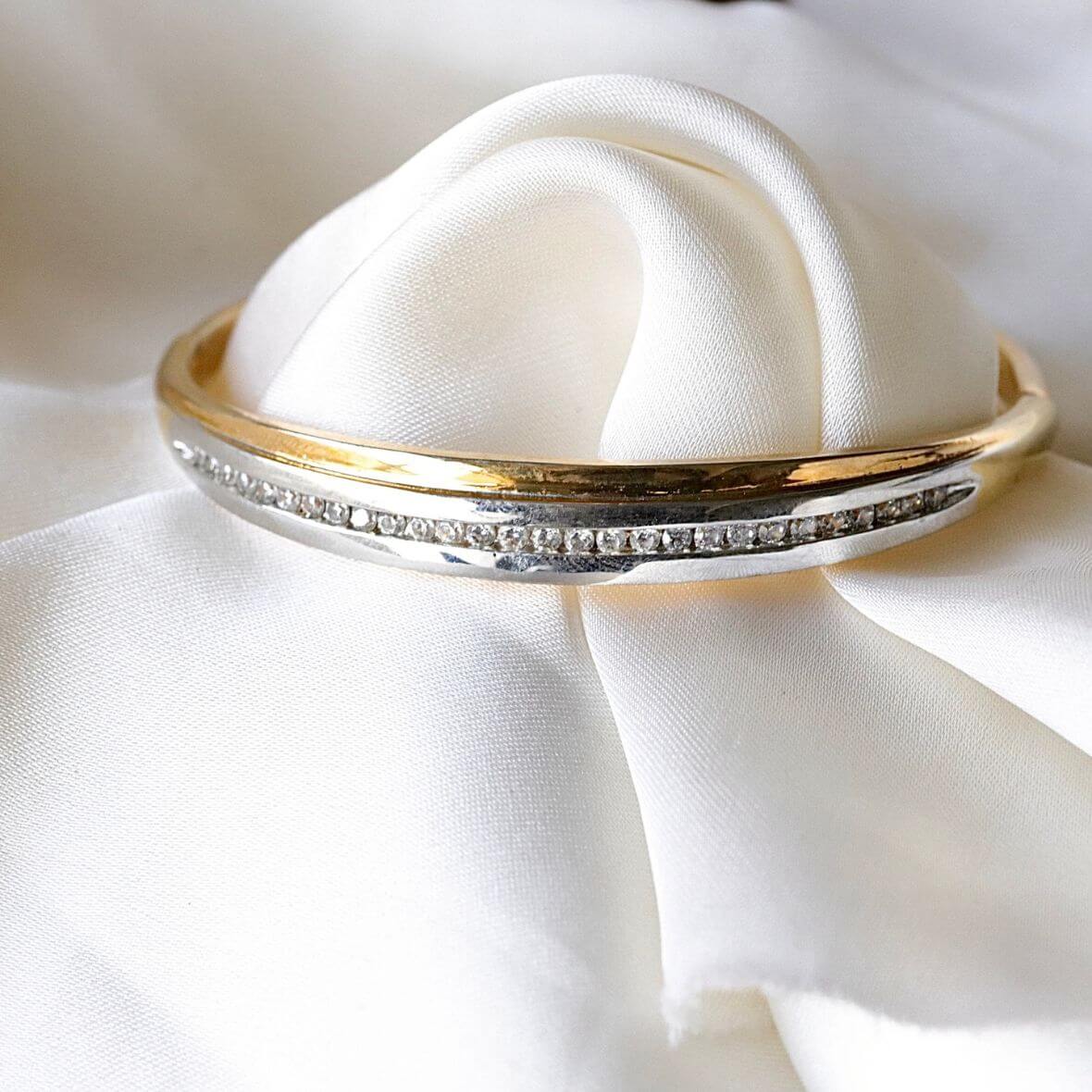 Gold Plated Crystal Studded Bangle
