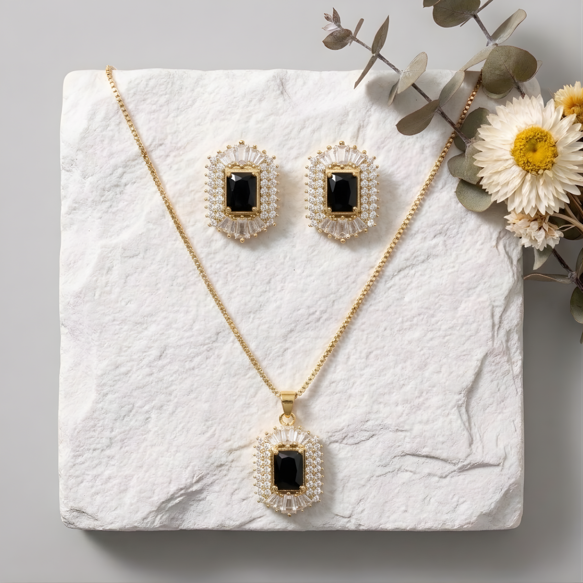 Glorious Diamond Beauty