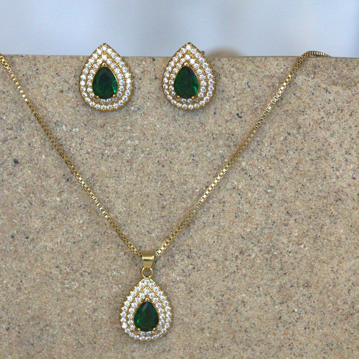 Tear Drop Crystal Set