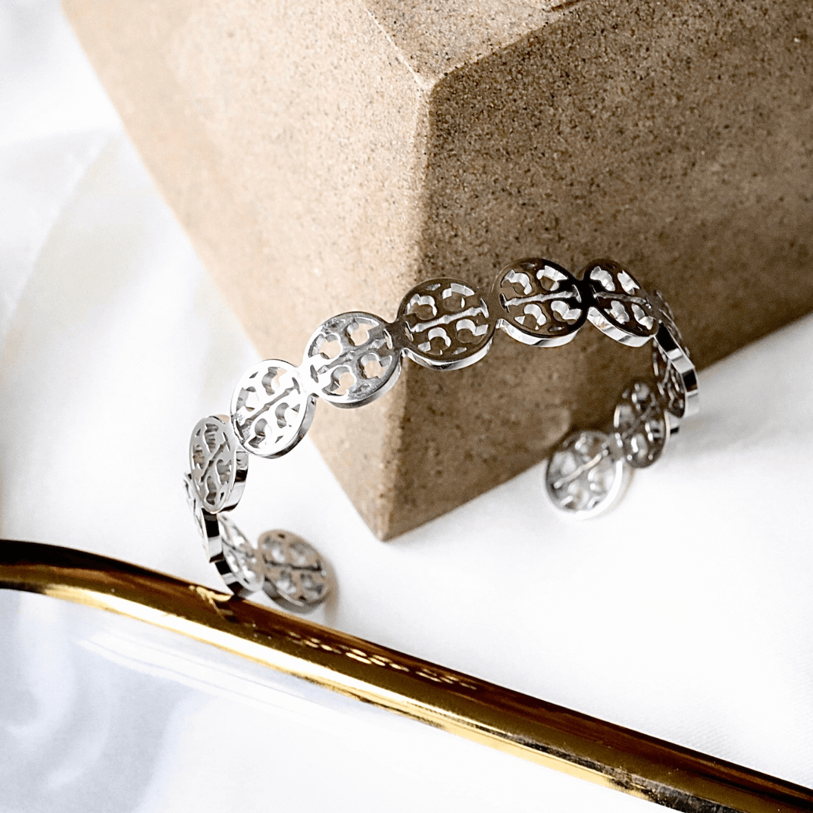 Aura Twist Adjustable Bangle