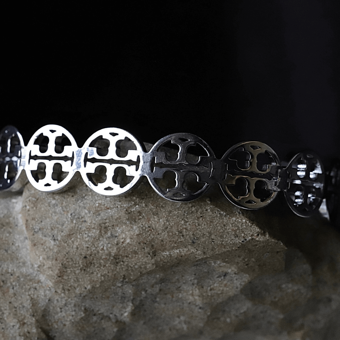 Aura Twist Adjustable Bangle