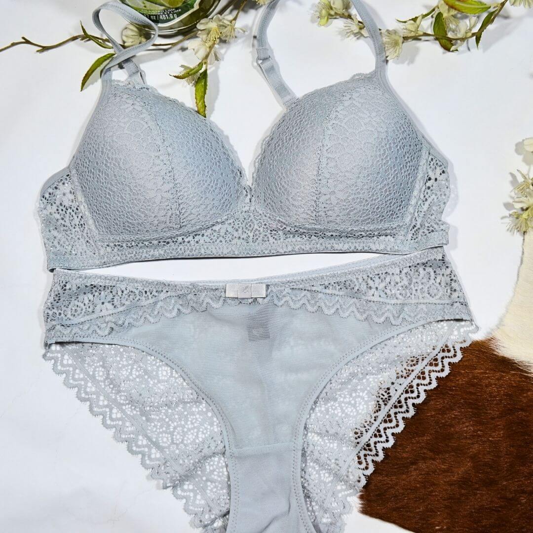 Imported light padded net Bra set