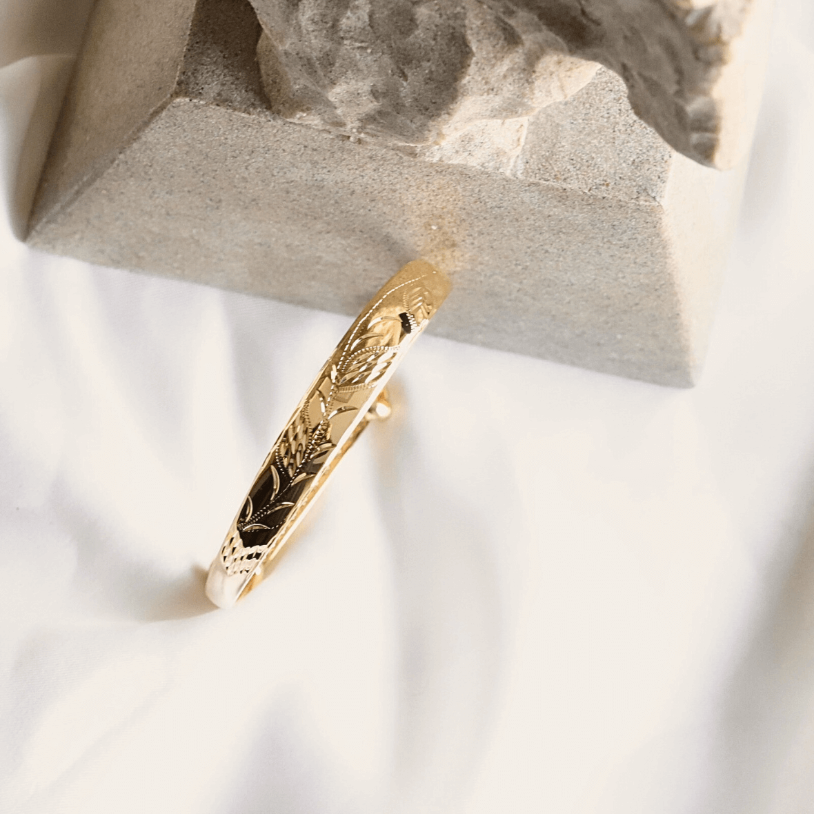 Engrave Vine Gold Plated Bangle