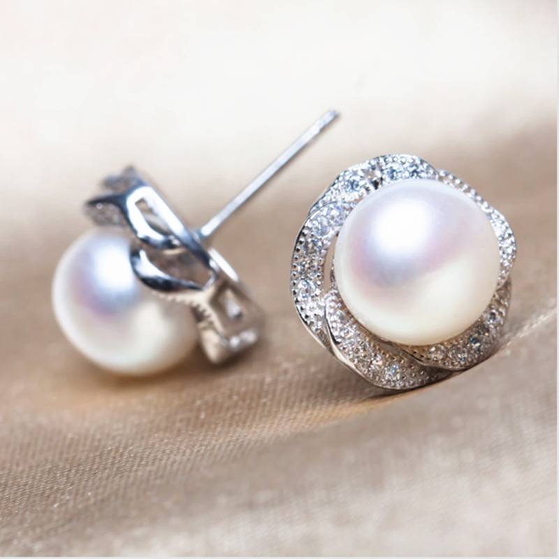 Flower Pearl Studs