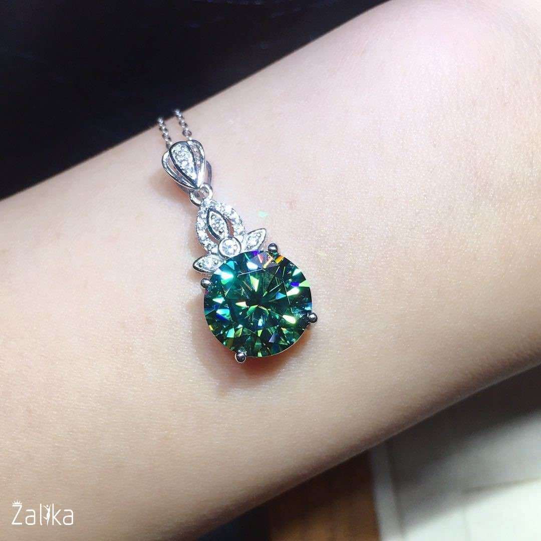 Crystal Clear Round Green Zircon Necklace