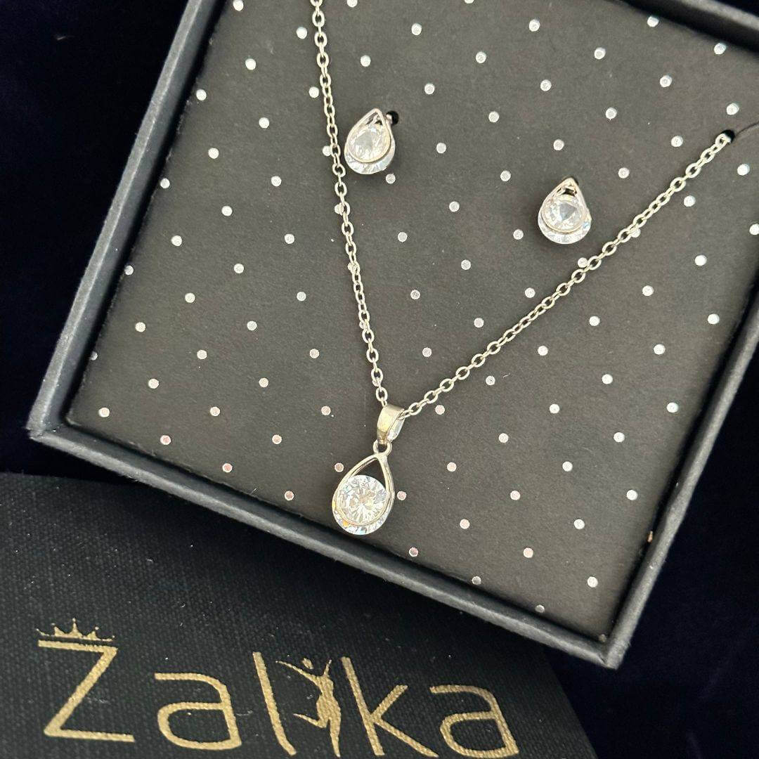 Delicate Drop Diamond Jewelry Set