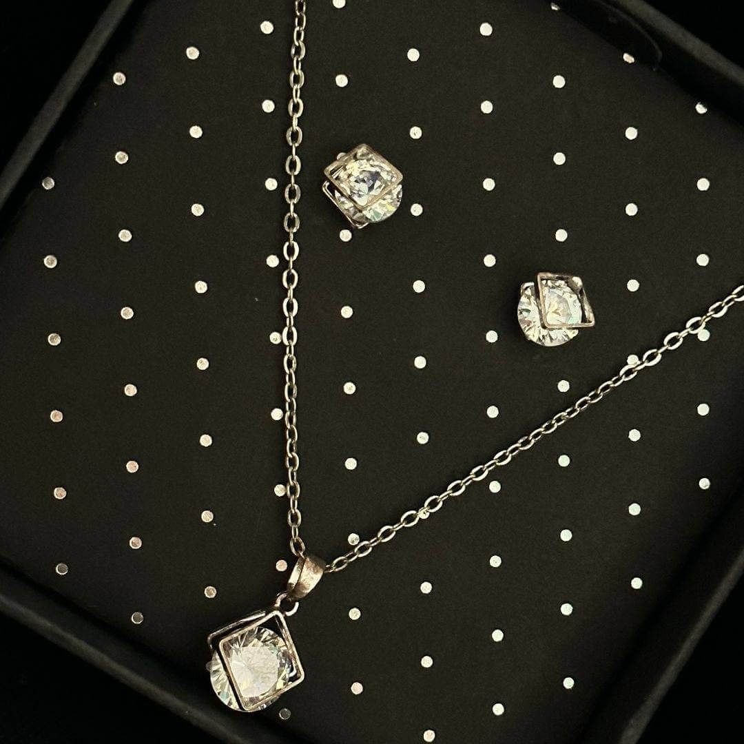 Diamond Square Jewelry Set