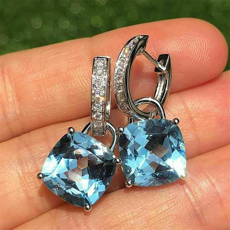 Exquisite Crystal Dangle Earrings