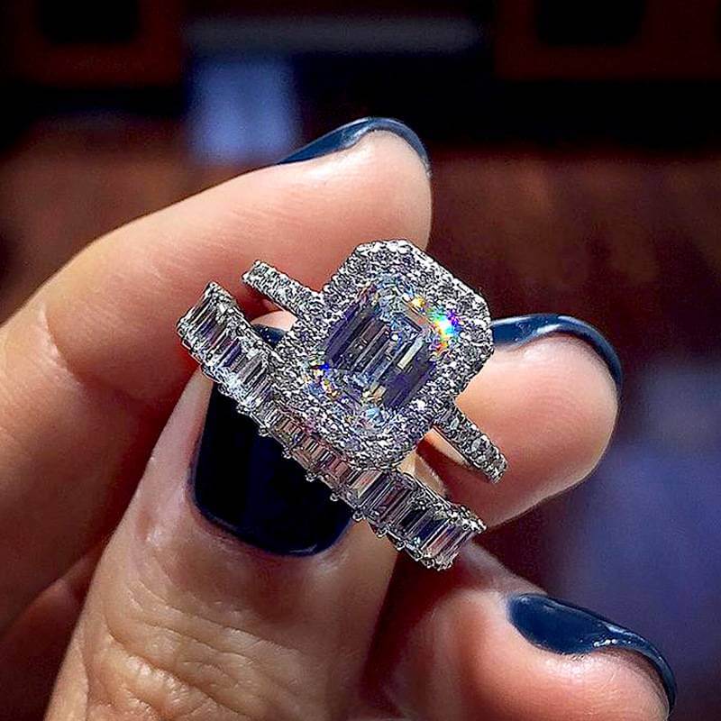 Gorgeous Emerald Cut Cubic Engagement Ring Set