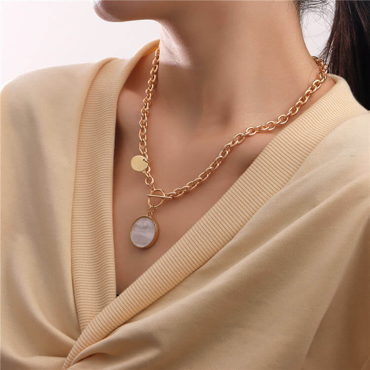Shell Thick Chain Coin Necklace