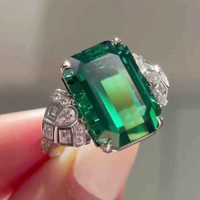 Green Crystal Zirconia Ring