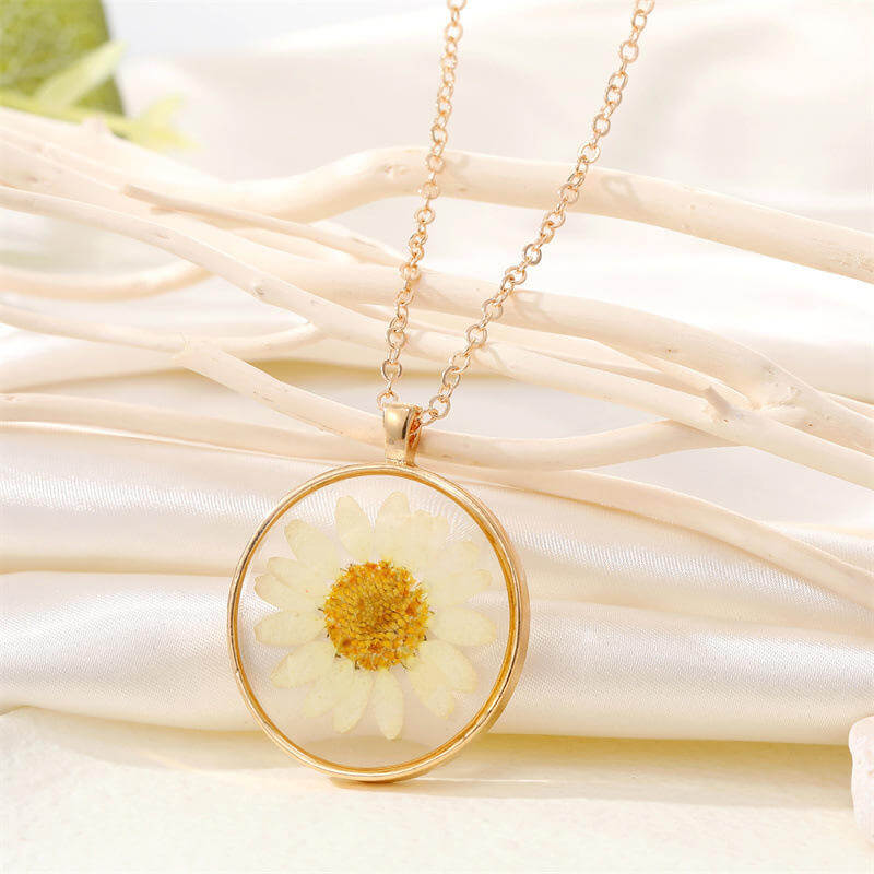 Retro Creative Flower Necklace
