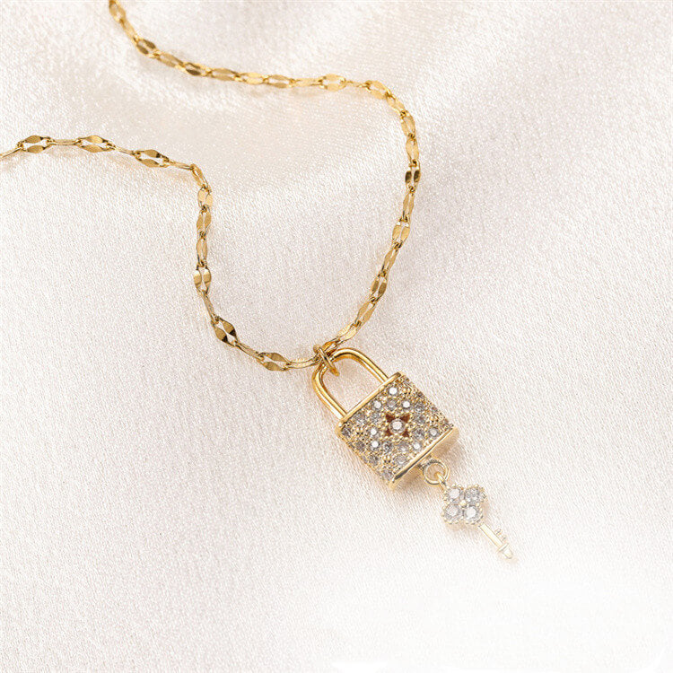 key lock Charm Necklace