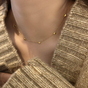 Three-dimensional Peach Heart Necklace