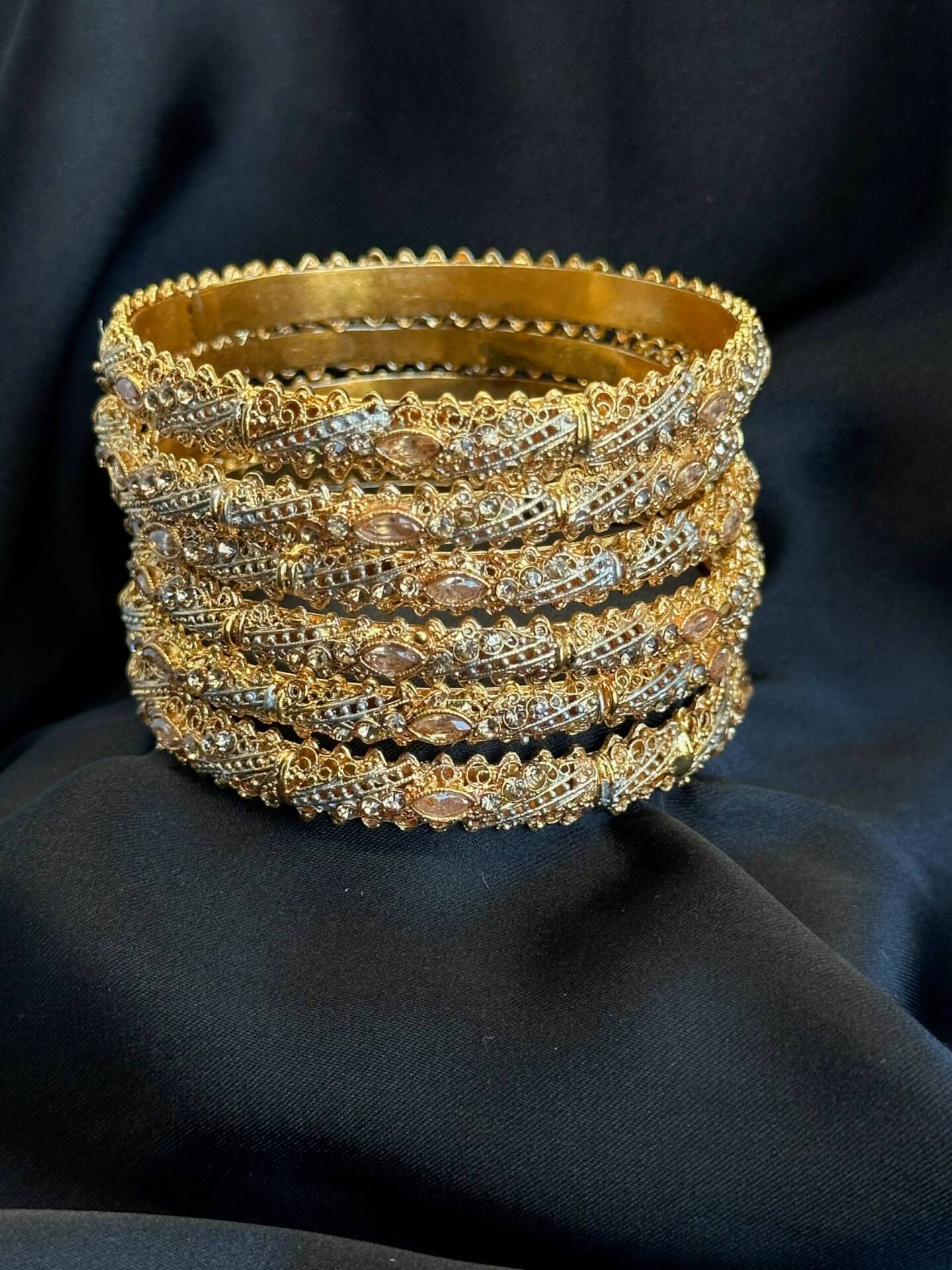 Bridal Set Six Pieces Kundan Bangle