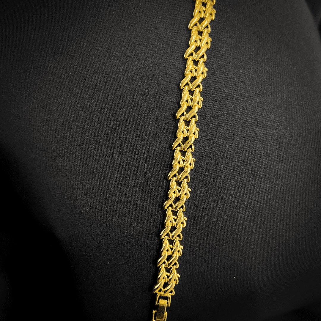 Luminous Link Bracelet