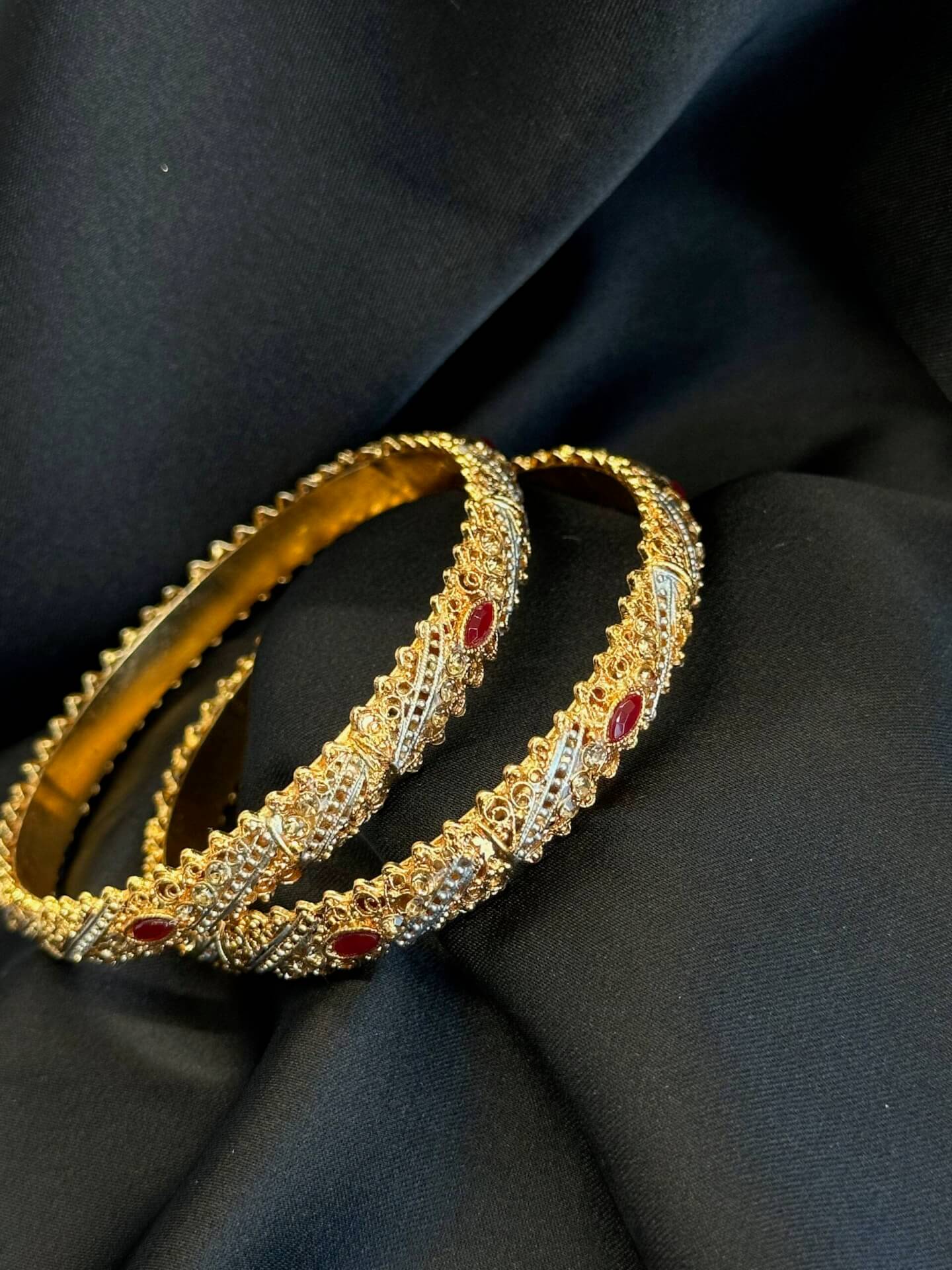 Madarasi Six Bangles Set