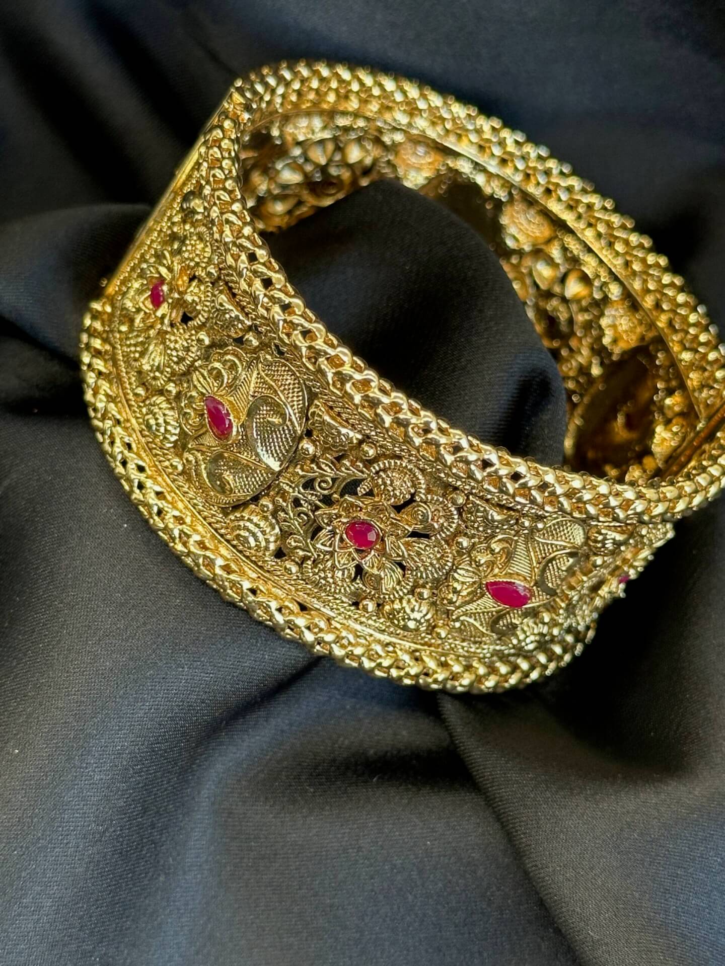 Maharani 18k Gold Plated Bangle