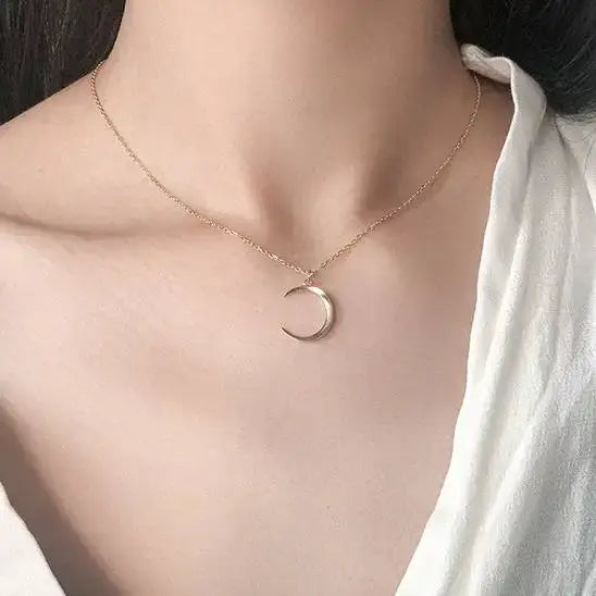 Moon Shape Necklace