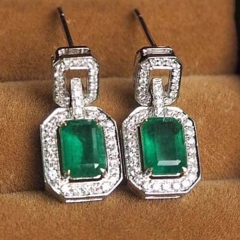 Elegant Crystal Dangle Earrings