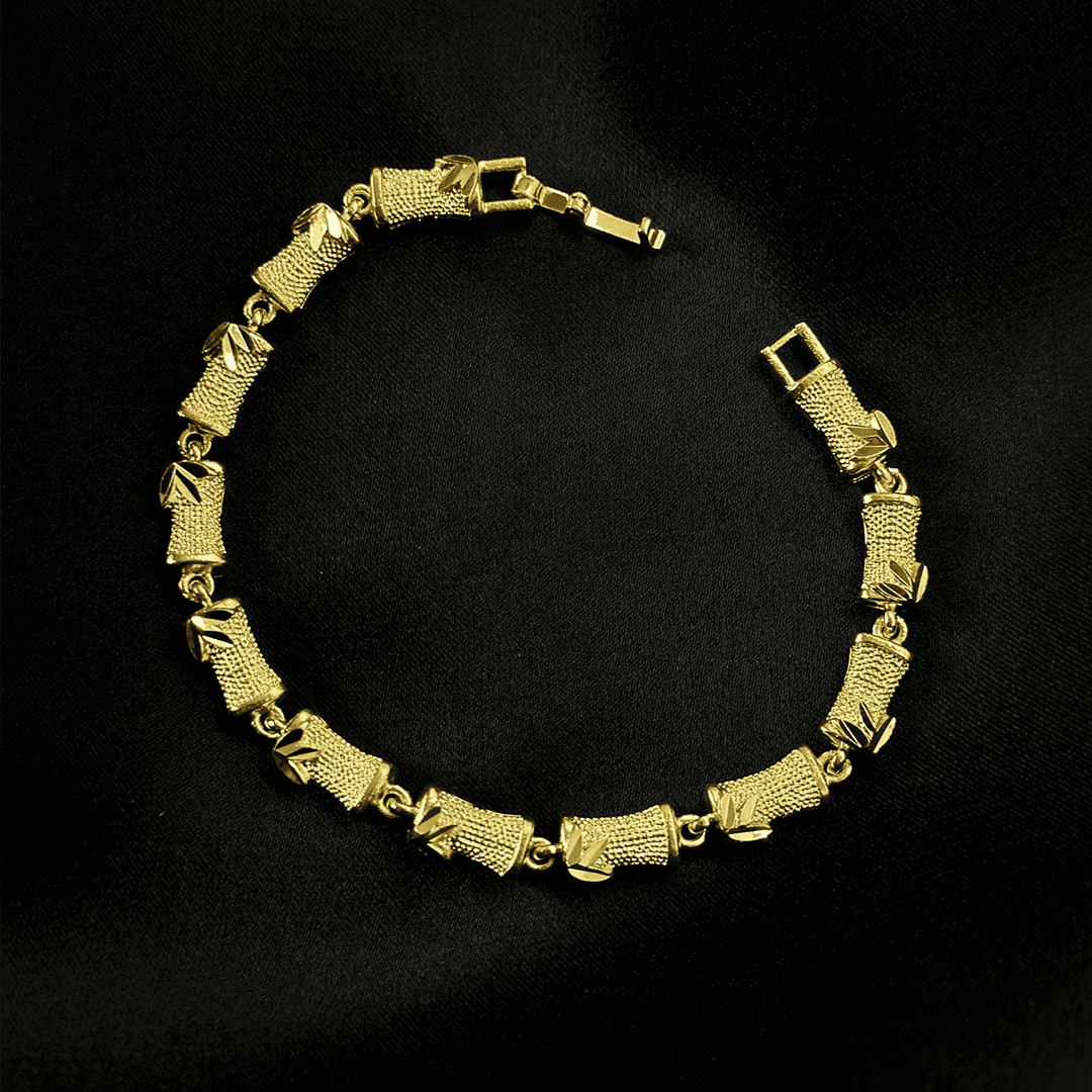 Pine 18k gold plated bracelet