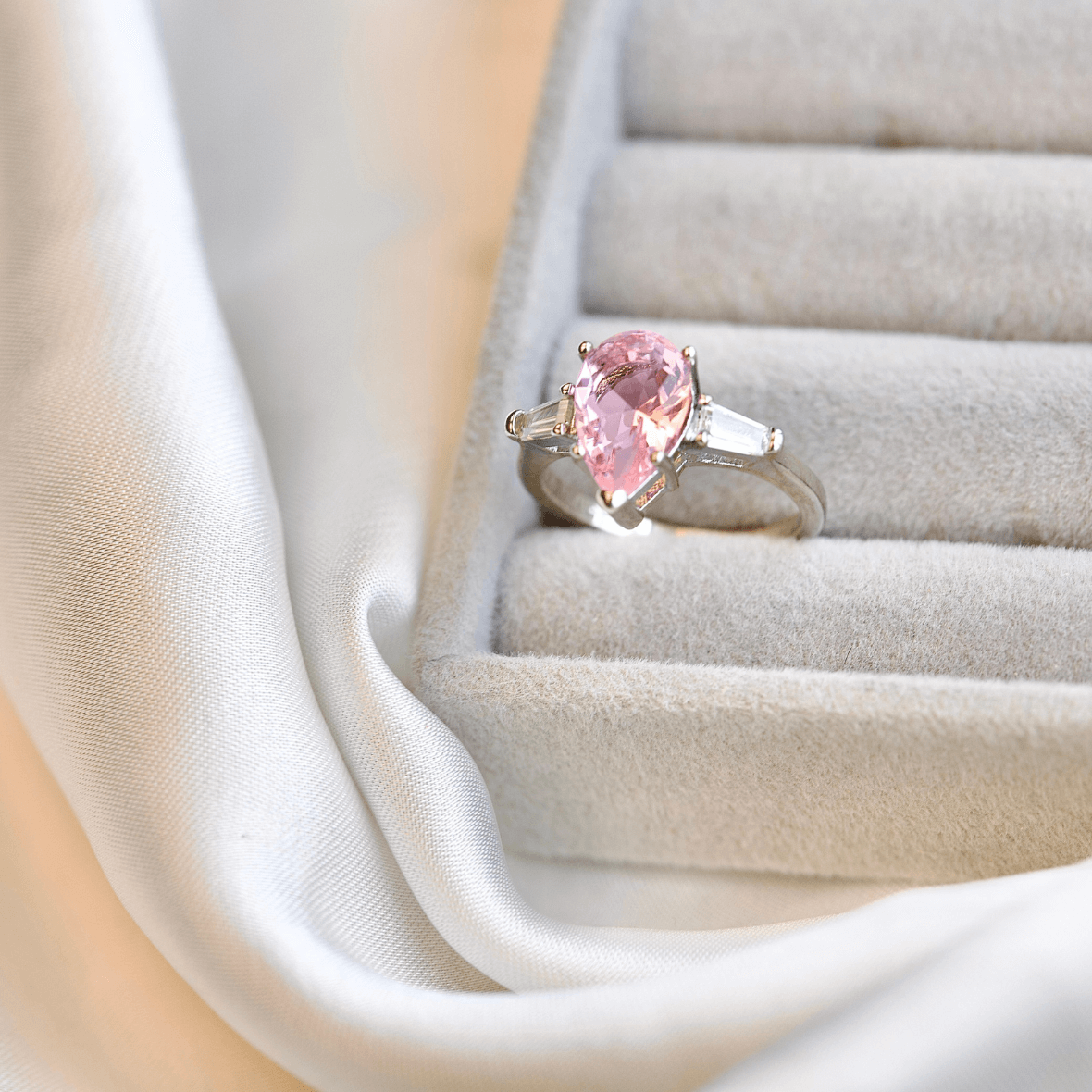 925 Silver Plated Pink Rhinestones Ring