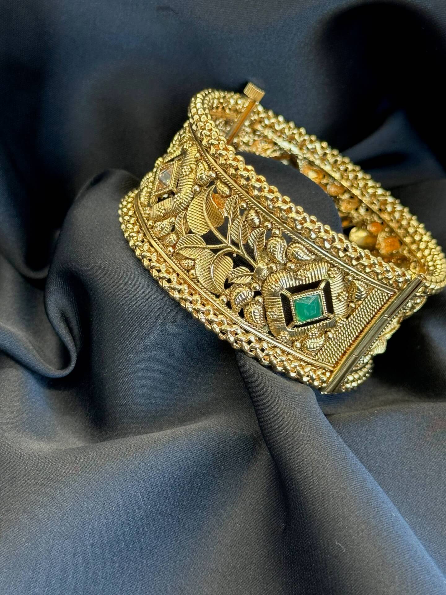 Rajasthani 18k Gold Plated Bangle