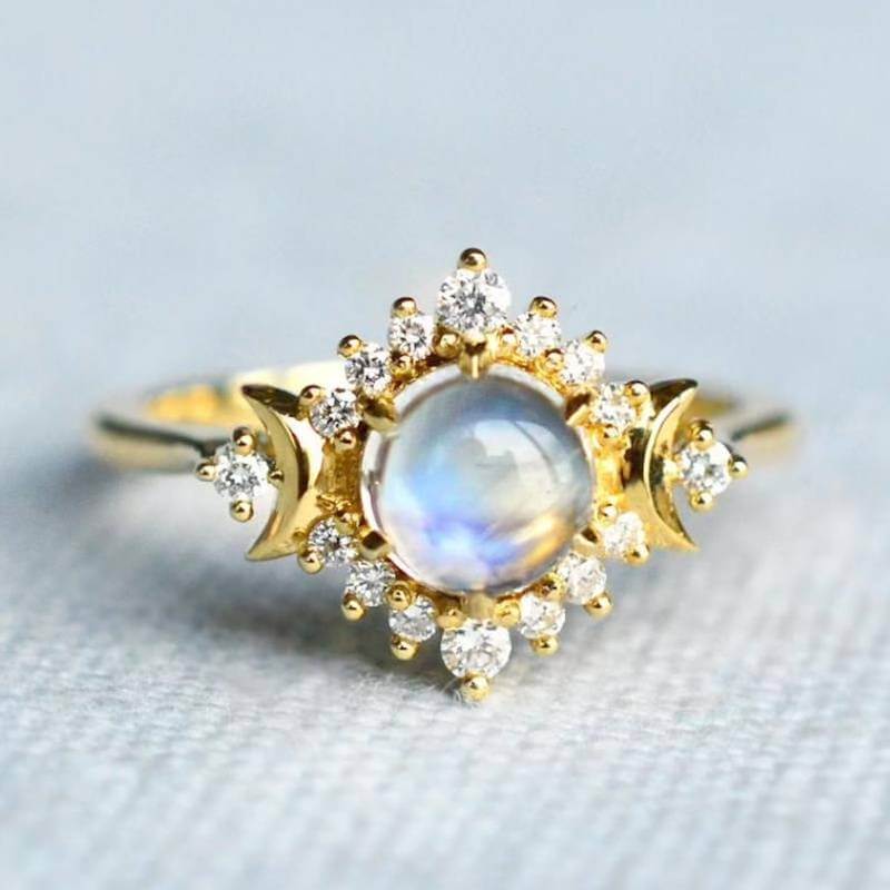 Retro Moon Shaped Gold Plated Ring