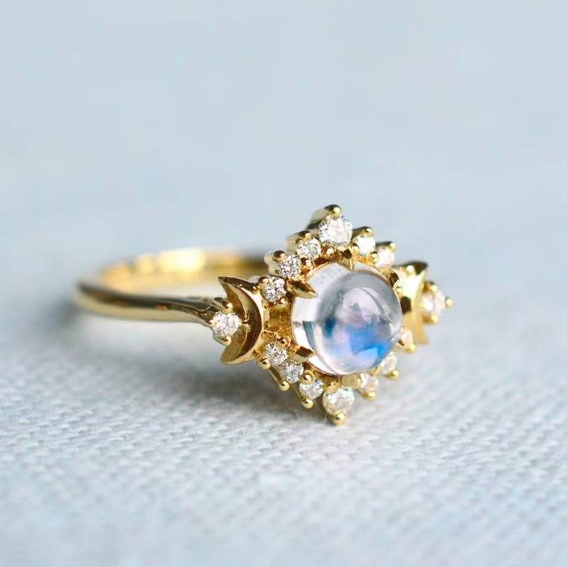 Retro Moon Shaped Gold Plated Ring