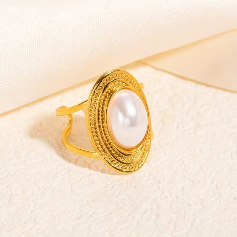 Chunky Faux Pearl Ring