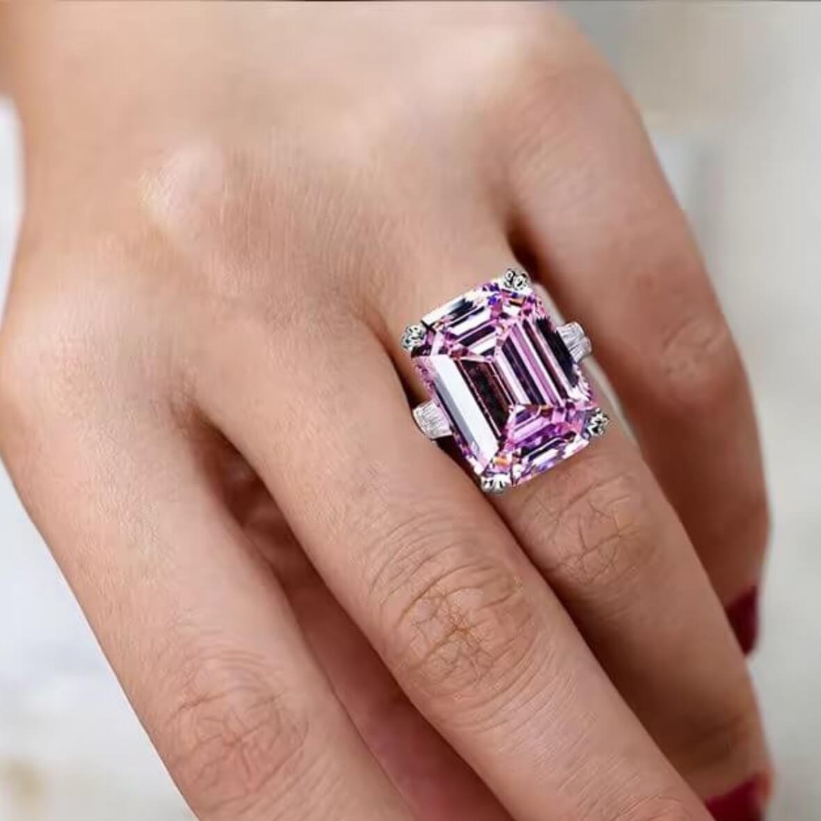 Luxury Pink Crystal Ring